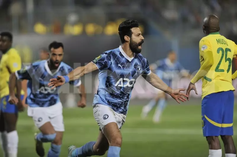 حصاد النجاح: بيراميدز يتوج بلقب دوري أبطال أفريقيا في مواجهة صنداونز (فيديو)