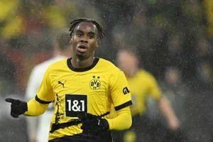 دورتموند يرفض عرض تشيلسي للتعاقد مع جيتنز